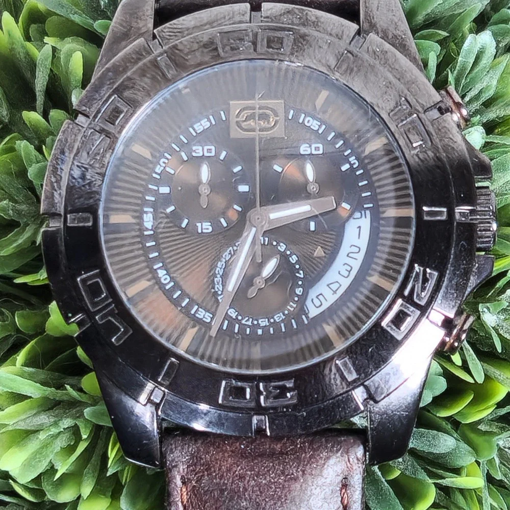 Y2K Marc Ecko UNLTD Watch E16503G2 Chocolate Brown Leather Stainless Steel Logo